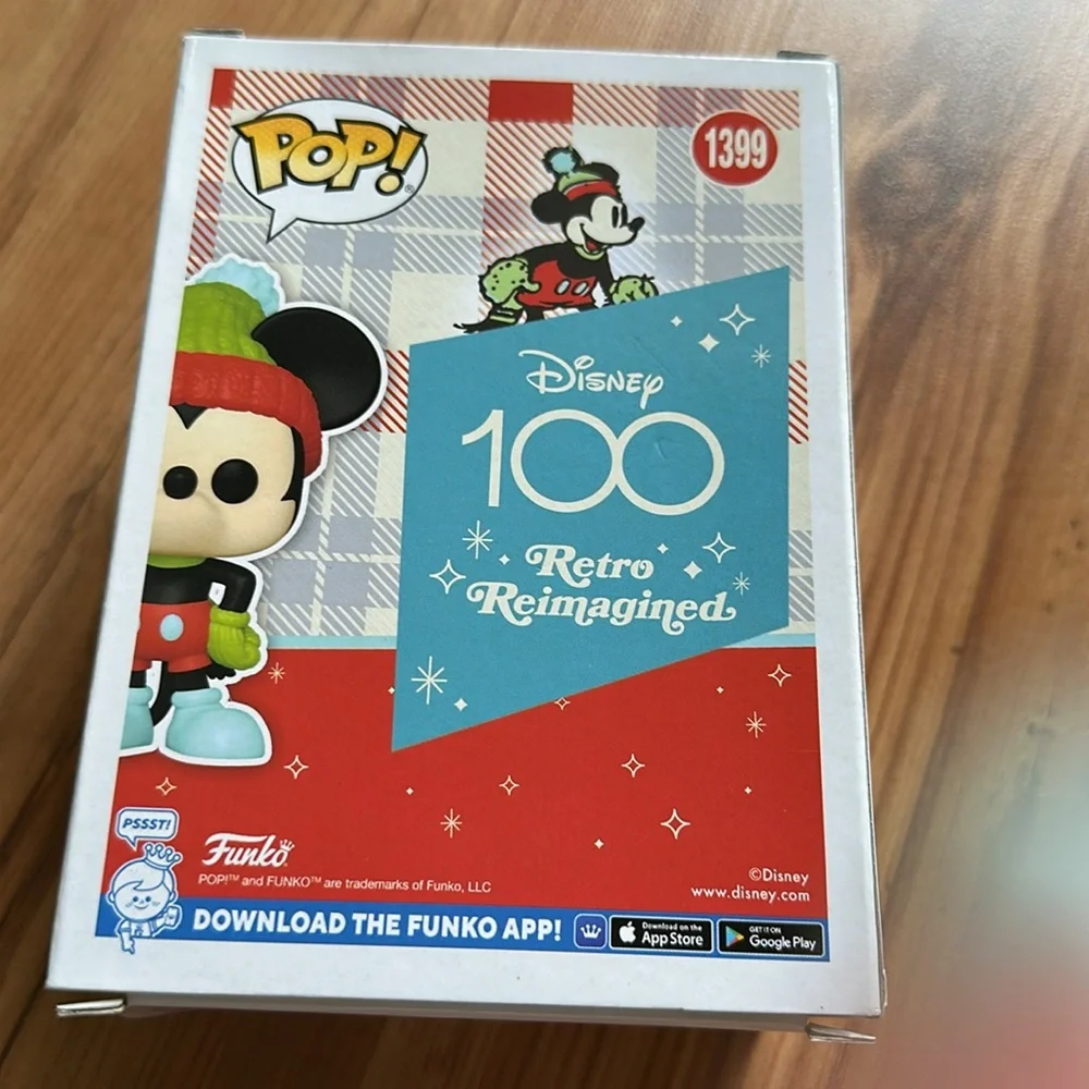 Funko Red and Green Mickey Mouse Action Figure‎